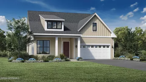 43 Magnolia Dr, Freehold, NJ 07728
