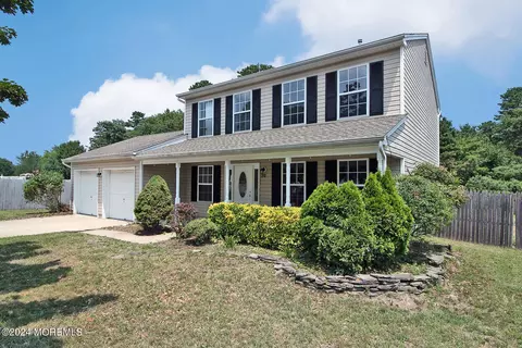 79 Timberline Rd, Bayville, NJ 08721