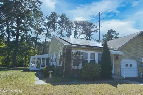 150 Sunset Rd # A, Manchester, NJ 08759