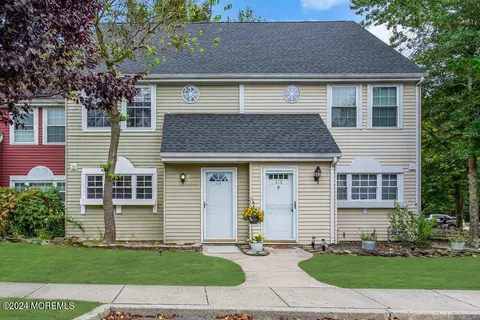 315 Beach Plum Ct, Tuckerton, NJ 08087