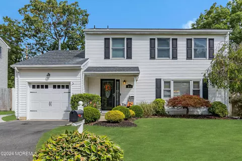 1948 Birchbark Pl, Toms River, NJ 08753