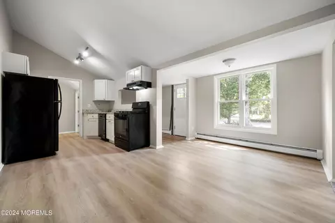 Entry Way - 20 Willow St, Waretown, NJ 08758 photo 1 of 4