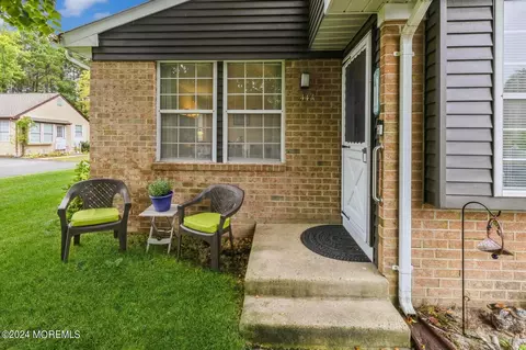 44 Stonybrook Rd #62, Whiting, NJ 08759