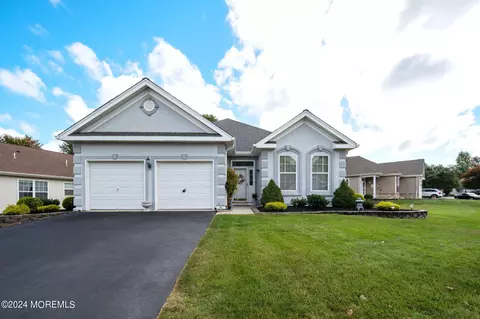 11 Headwaters Pl, Barnegat, NJ 08005
