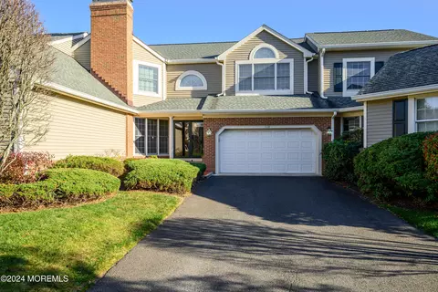 110 Greenfield Ct, Little Silver, NJ 07739