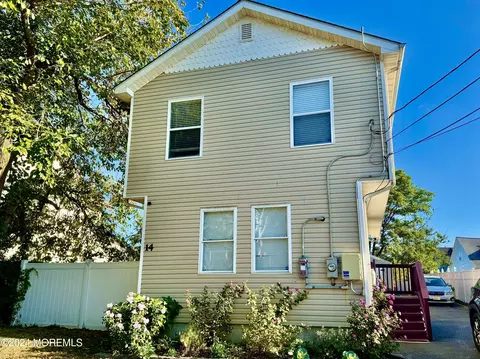 14 Charles Ave, Keansburg, NJ 07734