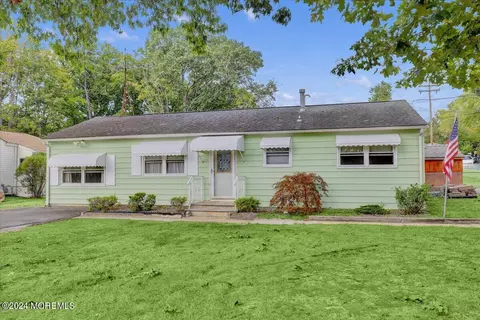 328 Aldrich Rd, Howell, NJ 07731