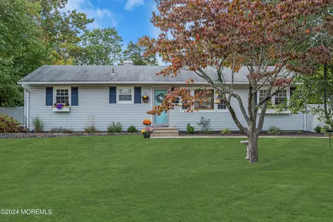 138 Hollywood Dr, Brick, NJ 08723