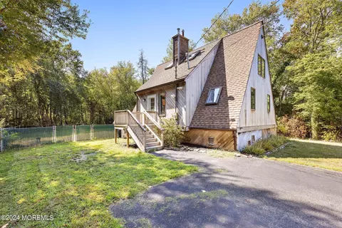 32 Barnegat Beach Dr, Waretown, NJ 08758