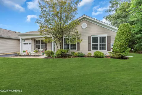 103 Shadowlawns Dr, Lakewood, NJ 08701