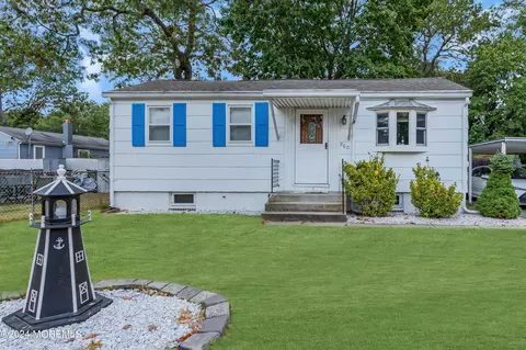 360 Cahill Rd, Toms River, NJ 08755