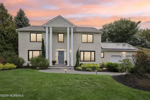 2 Green Meadow Dr, Tinton Falls, NJ 07724