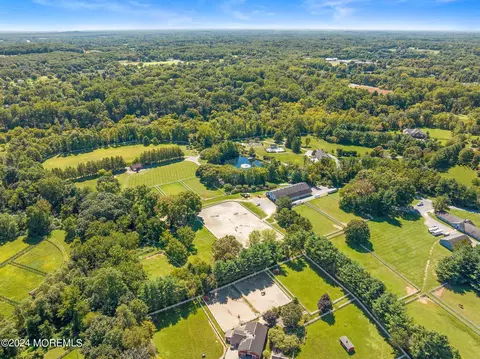 75 Willow Brook Rd, Colts Neck, NJ 07722