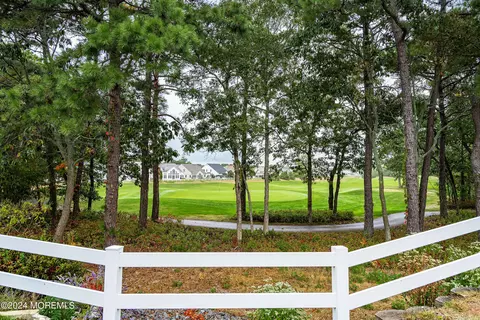 Exterior - 102 Brigantine Blvd, Waretown, NJ 08758 photo 5 of 15