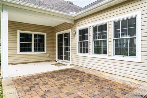 Exterior - 102 Brigantine Blvd, Waretown, NJ 08758 photo 2 of 15