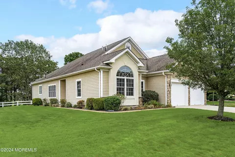 Exterior - 102 Brigantine Blvd, Waretown, NJ 08758 photo 1 of 15