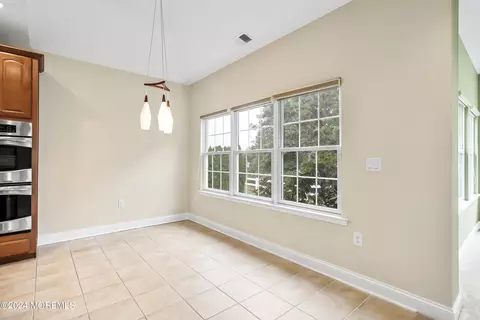 Dining - 102 Brigantine Blvd, Waretown, NJ 08758 photo 1 of 4