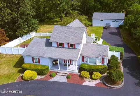 65 New Friendship Rd, Howell, NJ 07731
