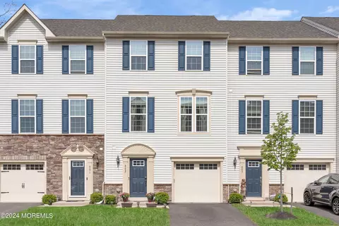 802 Mississippi St, Toms River, NJ 08755