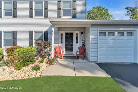 Exterior - 6 Kiwi, Howell, NJ 07731 photo 5 of 10