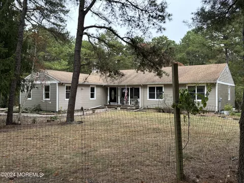 450 Coolidge Ave, Manchester, NJ 08759