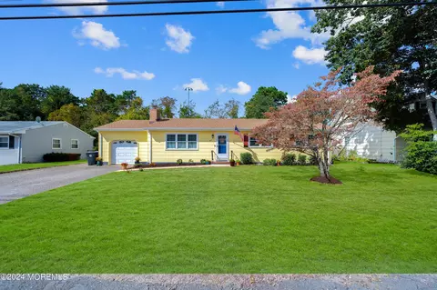 48 Tiller Ln, Brick, NJ 08723
