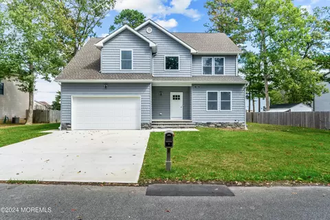 Exterior - 1406 Circle Dr, Forked River, NJ 08731 photo 2 of 4