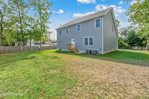 Exterior - 1406 Circle Dr, Forked River, NJ 08731 photo 4 of 4