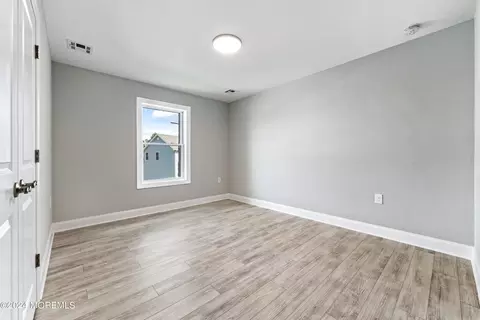 Bedroom - 1406 Circle Dr, Forked River, NJ 08731 photo 3 of 4