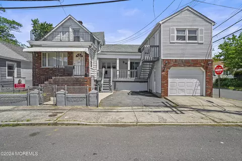 58 Highland Ave, Keansburg, NJ 07734