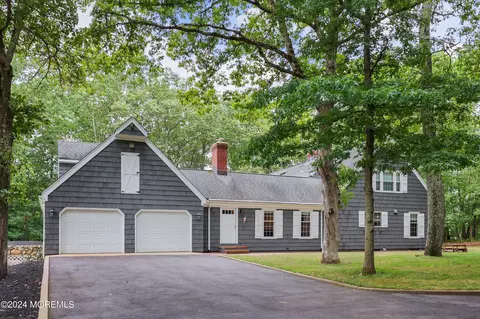 211 Georgia Rd, Freehold, NJ 07728