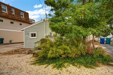 Exterior - 115 E Mohawk Dr, Little Egg Harbor, NJ 08087 photo 6 of 6