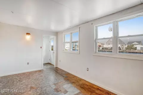Living - 115 E Mohawk Dr, Little Egg Harbor, NJ 08087 photo 1 of 1