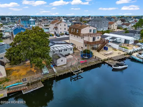 View/Area - 115 E Mohawk Dr, Little Egg Harbor, NJ 08087 photo 2 of 18