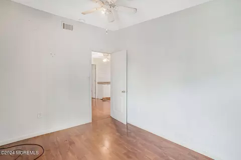 Bedroom - 115 E Mohawk Dr, Little Egg Harbor, NJ 08087 photo 6 of 7