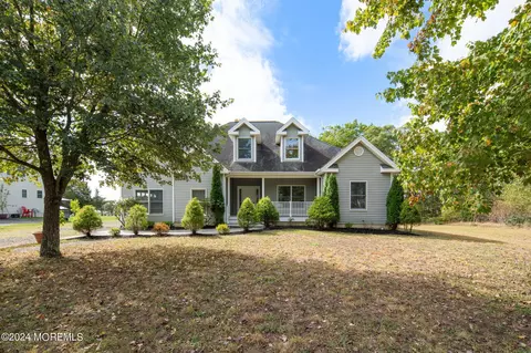 45 Fairview Ter, Stafford, NJ 08050