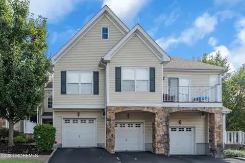 163 Terrace Ct, Pompton Lakes, NJ 07442