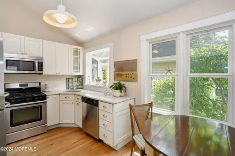 Kitchen - 15 Chestnut Ct #D, Brielle, NJ 08730 photo 1 of 4
