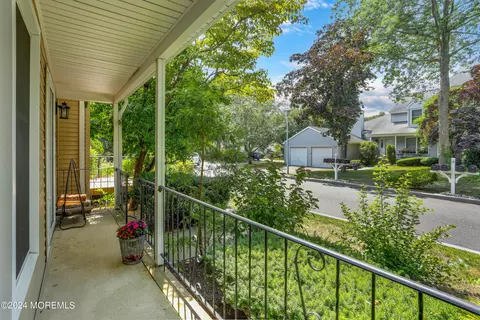Exterior - 15 Chestnut Ct #D, Brielle, NJ 08730 photo 4 of 5