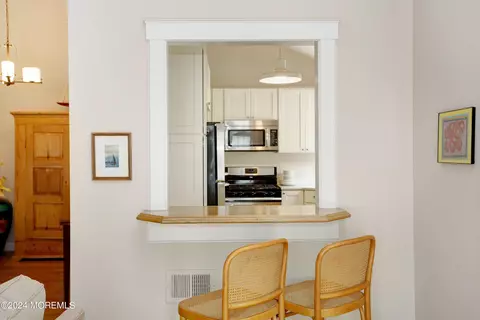 Kitchen - 15 Chestnut Ct #D, Brielle, NJ 08730 photo 4 of 4