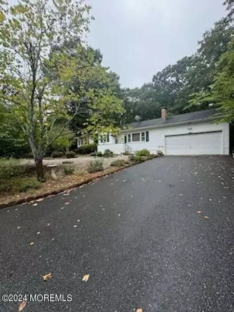 3 Tall Timber Dr, Little Egg Harbor, NJ 08087
