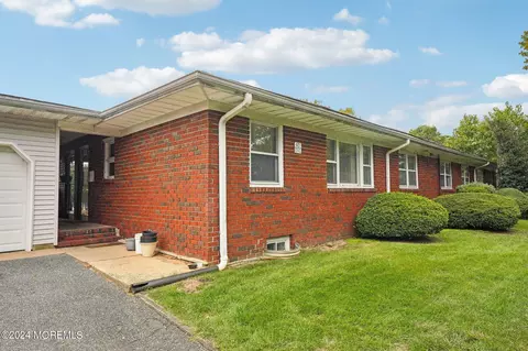 40 Court D, Brick, NJ 08724 photo 2