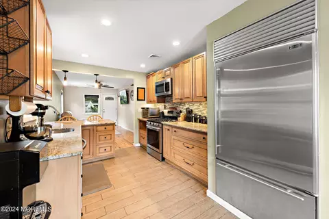 71 Highfield Ave, Matawan, NJ 07747 photo 10