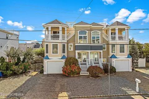 2 E California Ave #B, Long Beach Township, NJ 08008