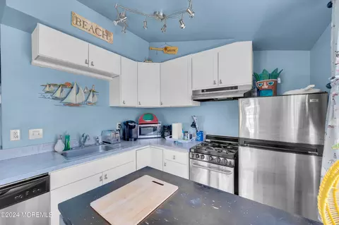 34 E Pompano Way, Lavallette, NJ 08735 photo 9