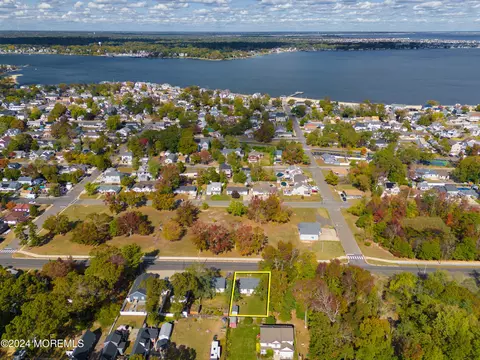 View/Area - 144 E Arverne Ave, Ocean Gate, NJ 08740 photo 1 of 6