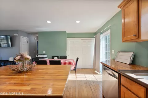 Other - 144 E Arverne Ave, Ocean Gate, NJ 08740 photo 3 of 5