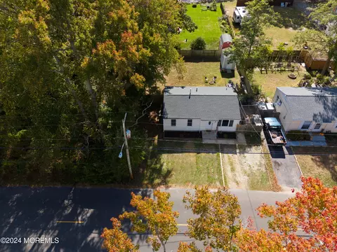 View/Area - 144 E Arverne Ave, Ocean Gate, NJ 08740 photo 3 of 6