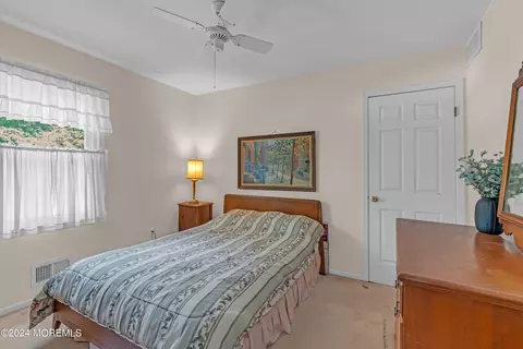 Bedroom - 802 Oak Rd, Brielle, NJ 08730 photo 5 of 5