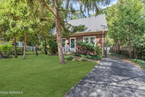 Exterior - 802 Oak Rd, Brielle, NJ 08730 photo 6 of 6